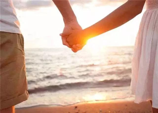 我們合拍的樣子，像極了愛情