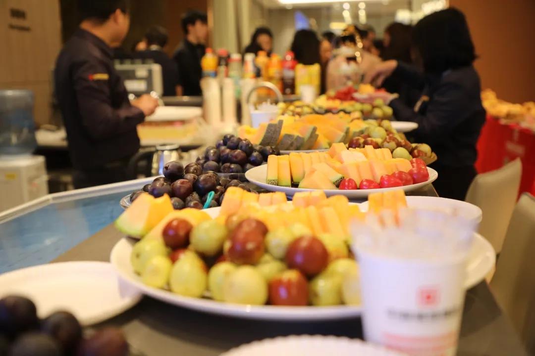 員工生日會丨金秋碩果，共度韶華，祝壽星們生日快樂！